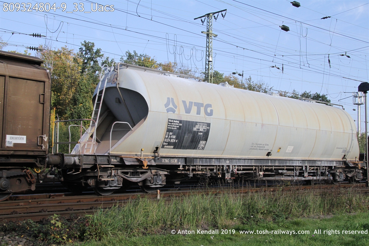 809324804-9_33_Uacs.JPG